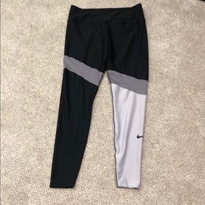 Nike leggings
